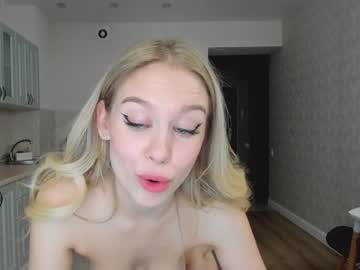 webcam girl aleksa_cutie live cam image #6396958