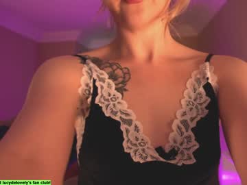 webcam girl lucydelovely live cam image #6268693
