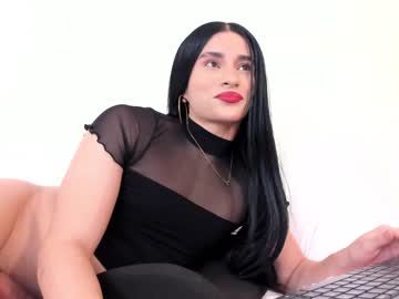 webcam tranny sarathomson_tss live cam image #4067995