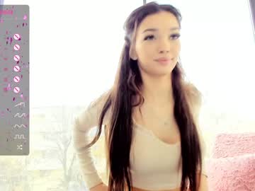 webcam girl sassyt33n live cam image #6488588