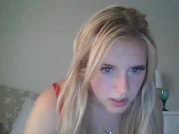 webcam girl dumb_blonde69 live cam image #4822476