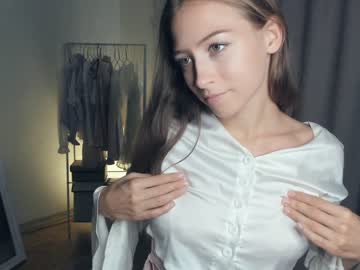 webcam girl wave_of_happy_ live cam image #5555073