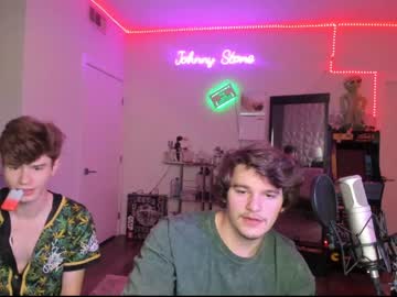 webcam man thejohnnystone live cam image #3806568