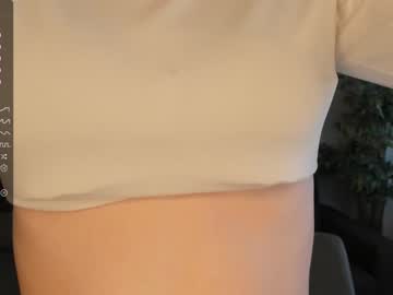 webcam girl kellanflowers live cam image #5384024
