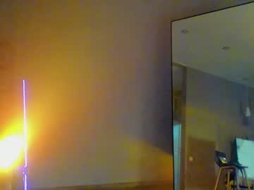 webcam girl _meganmeow_ live cam image #4715356