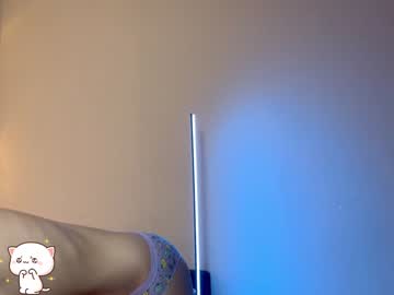 webcam girl tiny_miracle live cam image #6630258