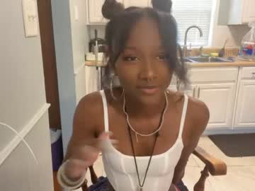 webcam girl zaelas live cam image #4741250