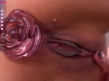 webcam girl princessasiana live cam image #4146320