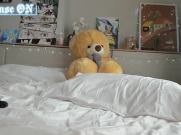 webcam girl lucysmoothi live cam image #5324535