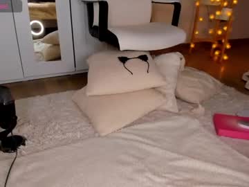 webcam girl roxy_blue_eyed_ live cam image #6622996