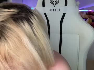 webcam girl kiradivine live cam image #5455955