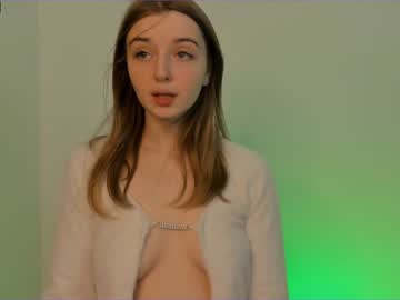 webcam girl elizabeth__gray live cam image #3308111