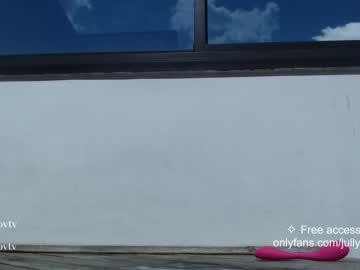 webcam girl jully_lov live cam image #3940205