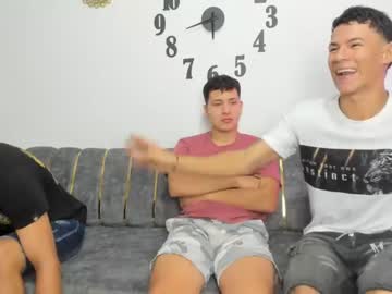 webcam man boysdeluxemilitary live cam image #6789489