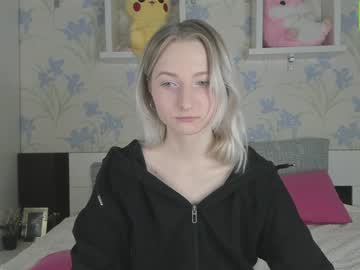 Cam for estermoon