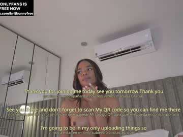 webcam girl camilitasu live cam image #6945321