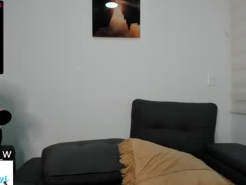 webcam girl abigail_w live cam image #4076896