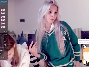 webcam girl careful_i_bite live cam image #2162982