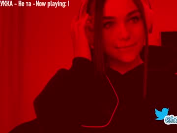 webcam girl hollyextra live cam image #691735