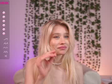 webcam girl shycinderella live cam image #4975290