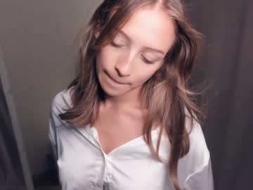 webcam girl wave_of_happy_ live cam image #5490375