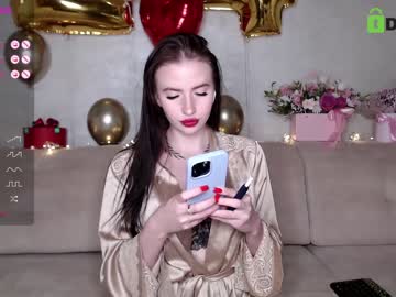 webcam girl fallen_angel_18 live cam image #6003940