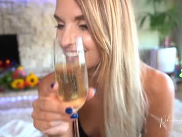 webcam girl phoenix_taylor live cam image #2021801