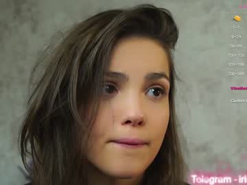 webcam couple emiliacourtney live cam image #5766697