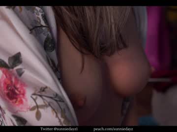 webcam girl sunniedayz live cam image #1863887