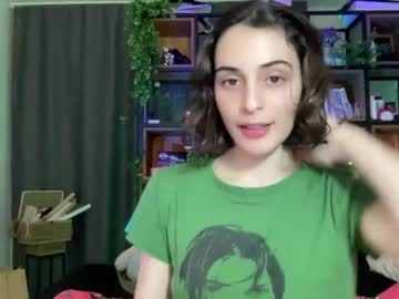 webcam girl wonderland_stia live cam image #6679975