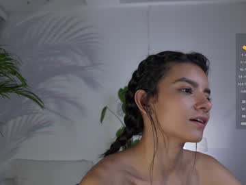webcam girl urcutelinda live cam image #6306885