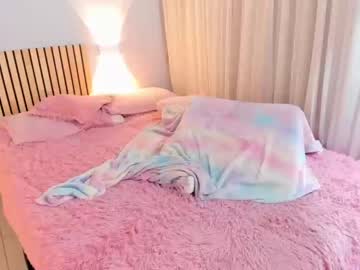 webcam girl little_effy18 live cam image #4949330