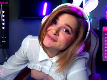 webcam girl alicewonder_99 live cam image #1449773