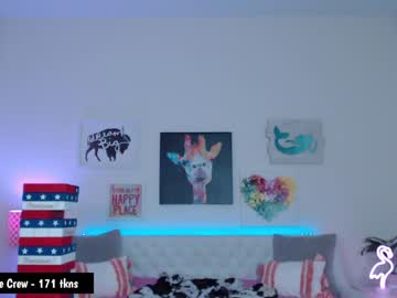 webcam girl holihurricane live cam image #2832543