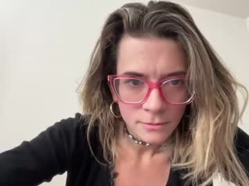 webcam girl naomi_reah live cam image #5737311