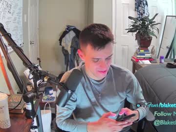 webcam man letsplayblake live cam image #3725773