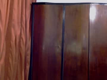 webcam girl your_wild_fantasy live cam image #2986585
