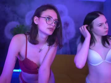 webcam couple kira0541 live cam image #2494440