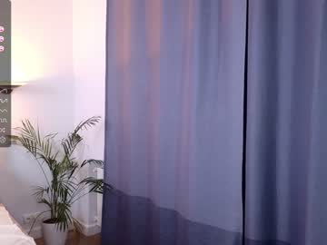 webcam girl lil_babe_ live cam image #5606247