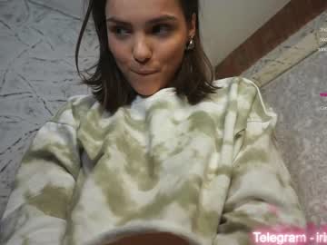 webcam couple emiliacourtney live cam image #5798302