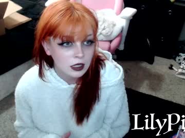 webcam girl lilypixel live cam image #2517661