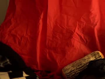 webcam girl crimsonxrapture live cam image #426158