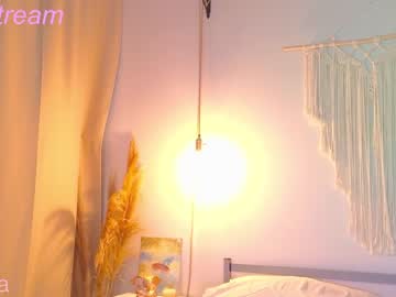 webcam girl y_u_m_i_k_a live cam image #4516556
