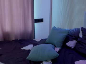 webcam girl angella_kleee live cam image #5295275
