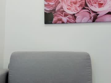 webcam tranny abella_danger_x live cam image #1579260