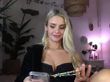 webcam girl stellababy111 live cam image #2912206