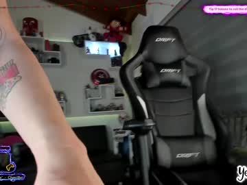 webcam girl yesikasaenz live cam image #794967