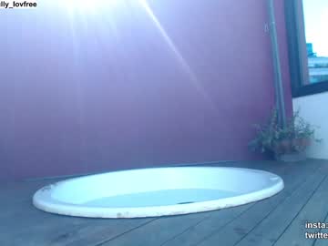 webcam girl jully_lov live cam image #5083660