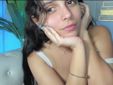webcam girl lilbeccaxo live cam image #2339339