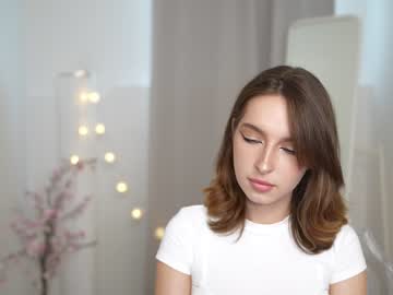 webcam girl silent_chill live cam image #5181933
